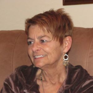 Meet your Posher, Estelle